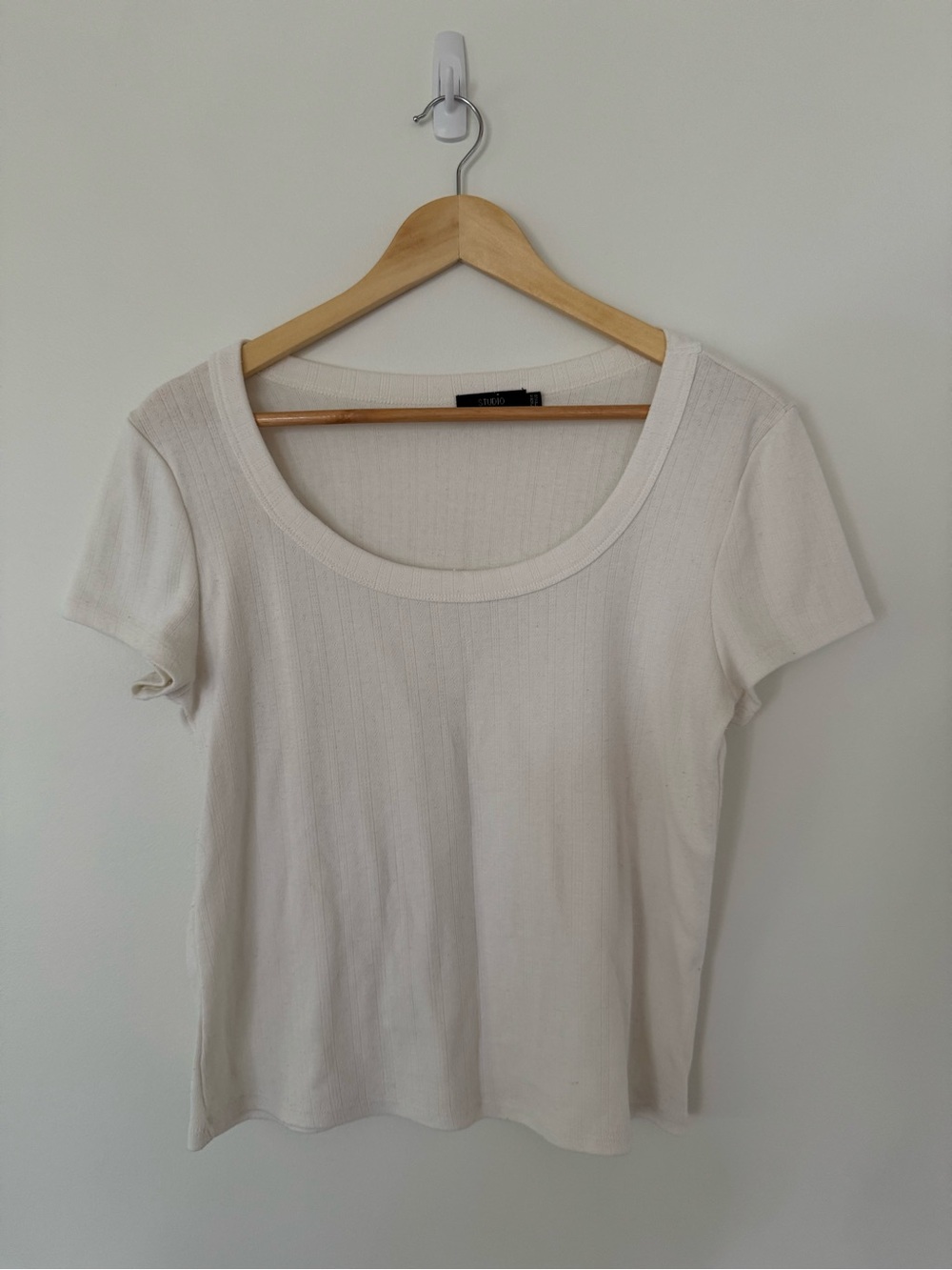 Scoop Neck Short Sleeve Tee - Cream